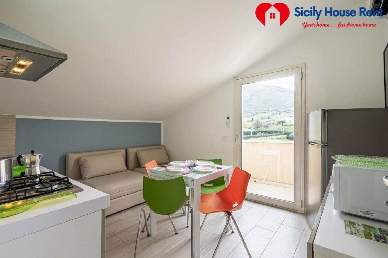 Borgo Aranci - Appartamento In Villa Garofalo - 15B Кастелламмаре-дель-Гольфо Екстер'єр фото